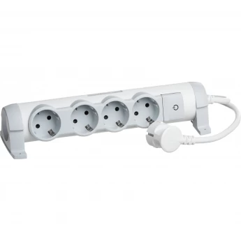 Многорозеточный блок LEGRAND 'Комфорт' 4 x 2К+З с кабелем длиной 1,5 м белый Многорозеточный блок LEGRAND 'Комфорт' 4 x 2К+З с кабелем длиной 1,5 м белый