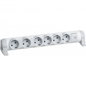 Многорозеточный блок LEGRAND 'Комфорт' 6 x 2К+З поставляется без кабеля белый Многорозеточный блок LEGRAND 'Комфорт' 6 x 2К+З поставляется без кабеля белый