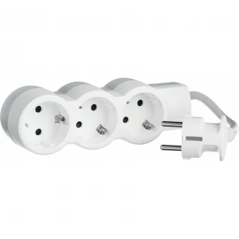 Многорозеточный блок LEGRAND 'Стандарт' 3 x 2К+З с кабелем длиной 5 м белый Многорозеточный блок LEGRAND 'Стандарт' 3 x 2К+З с кабелем длиной 5 м белый