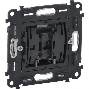 Переключатель LEGRAND Valena IN'MATIC промежуточный 10АХ 250В винтовые зажимы