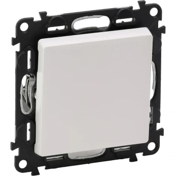 Переключатель LEGRAND Valena LIFE промежуточный 10АХ 250В с лицевой панелью винтовые зажимы белый